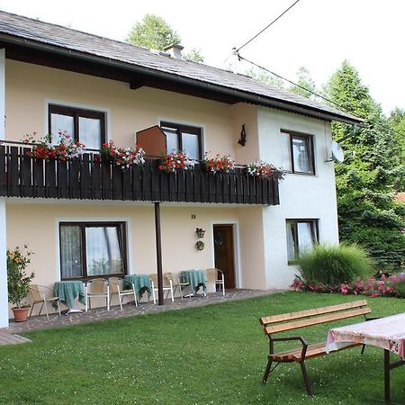 Haus Fischer Velden am Woerthersee Luaran gambar